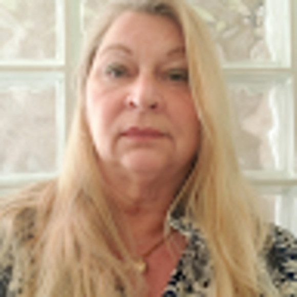 Meet your Posher, Judith - Picture 1 of 1